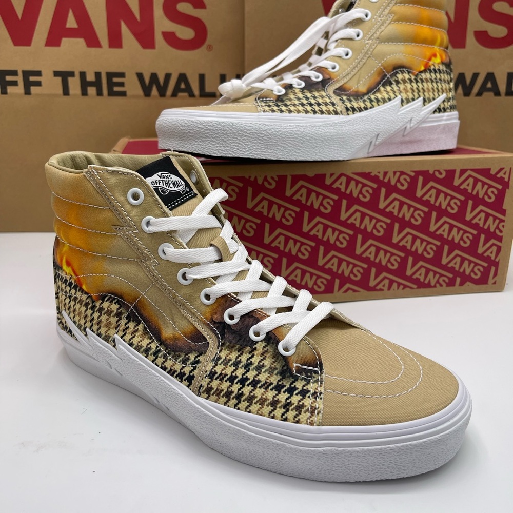 Vans WMNS Sk8-Hi Bolt (Big Reveal) Taos Taupe Sneakers 
 Houndstooth Pattern - Picture 15 of 16